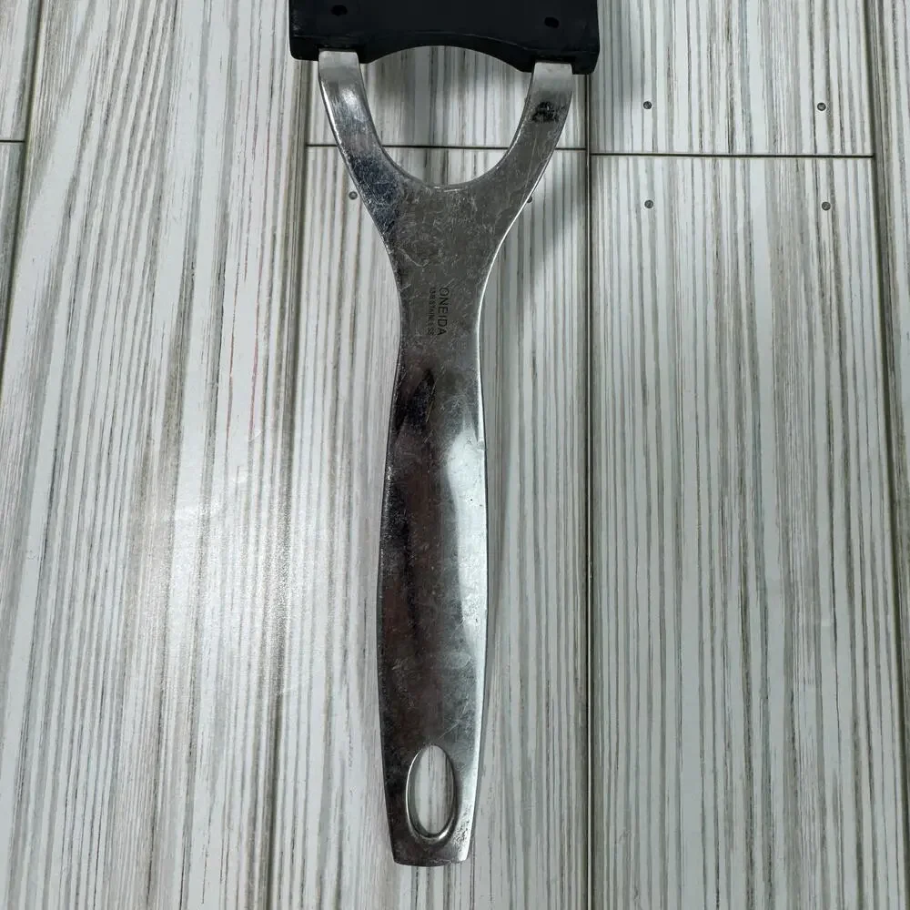 Oneida Nylon & Stainless Spatula Long Tapered End Slotted Turner‎ Vintage 13 “